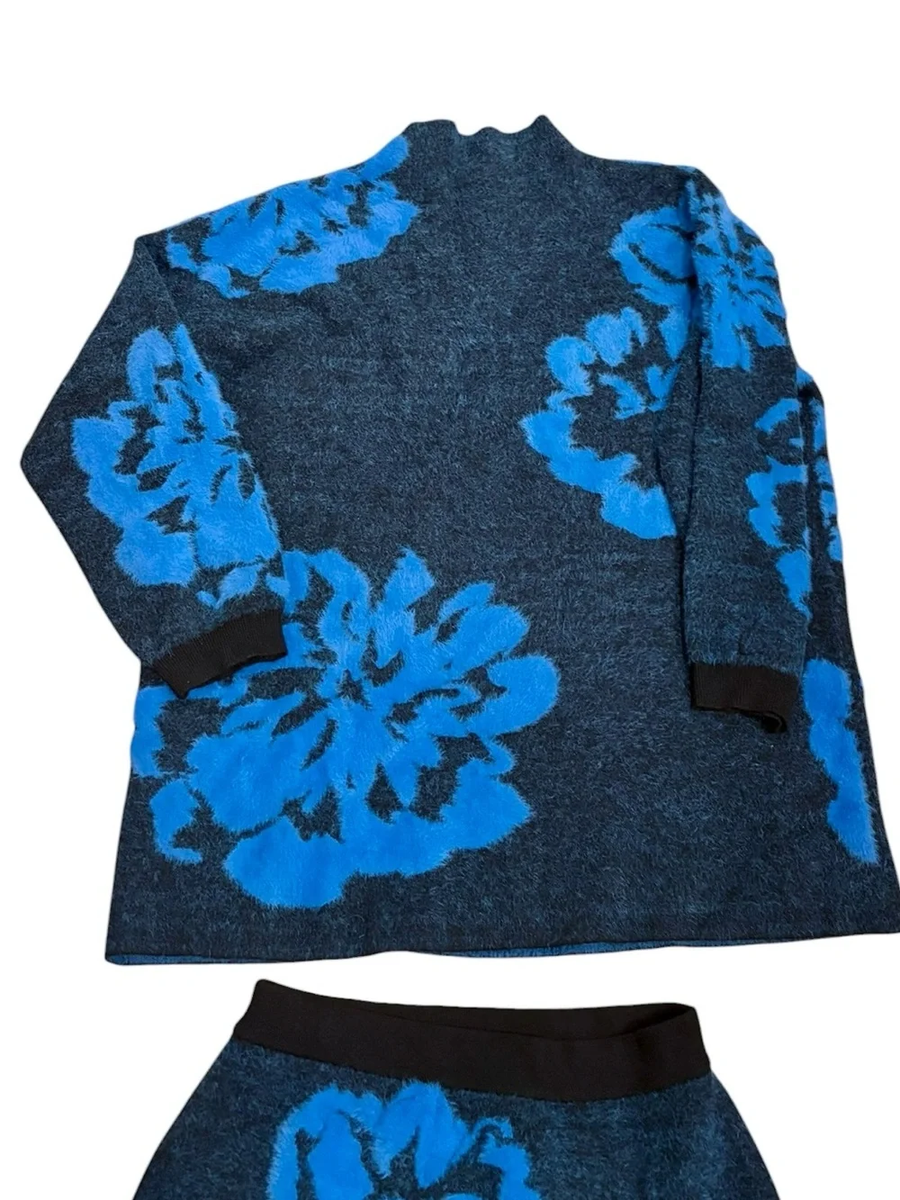 BY ANTHROPOLOGIE Fuzzy Sweater Skirt Matching Set